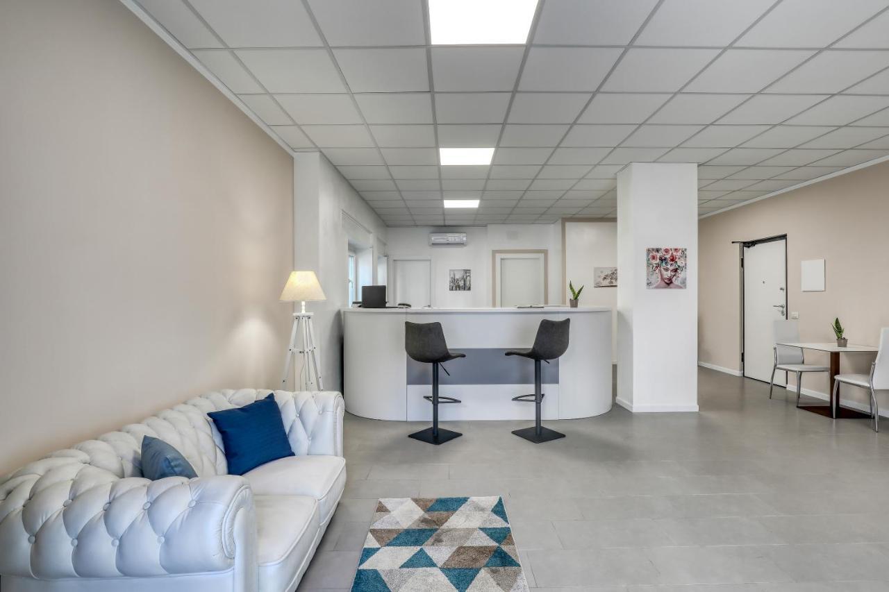 Asso Residence Ospedale Terni Bagian luar foto